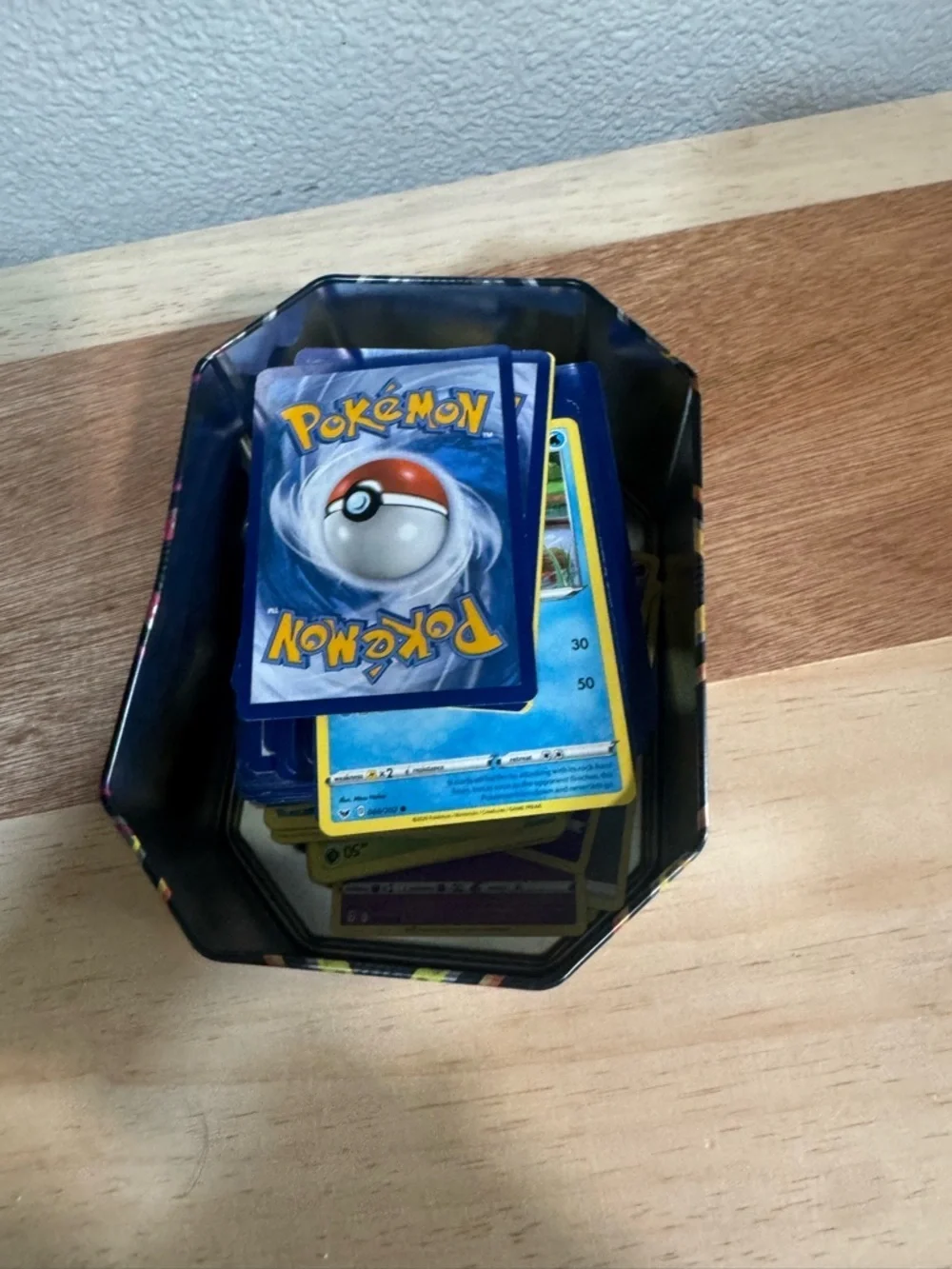 Pokémon Pikachu Collector Tin with cards 180 count